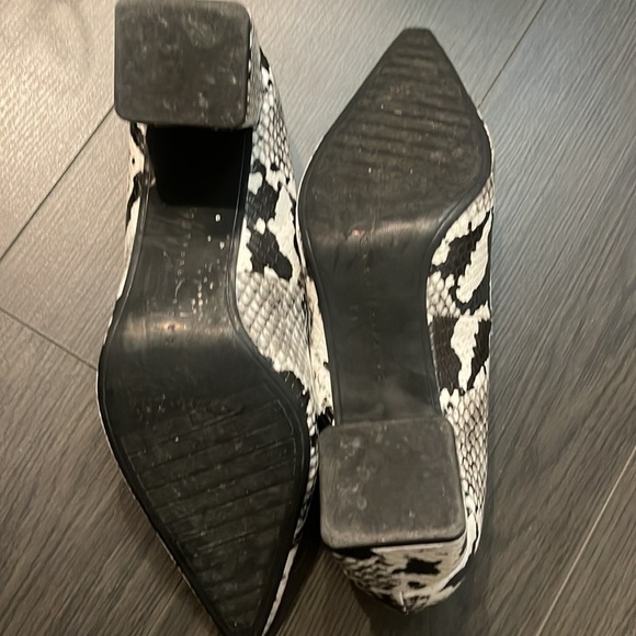 Zara Heels Snake Skin Pattern - Picture 3 of 3